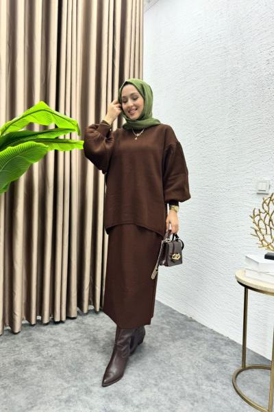 Etekli Triko Takım Kahverengi